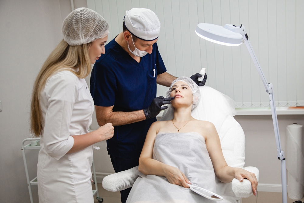 Why Continuing Education Aesthetics Training for Nurses and PAs in Vienna, VA Keeps Your Skills Sharp and Your Practice Competitive